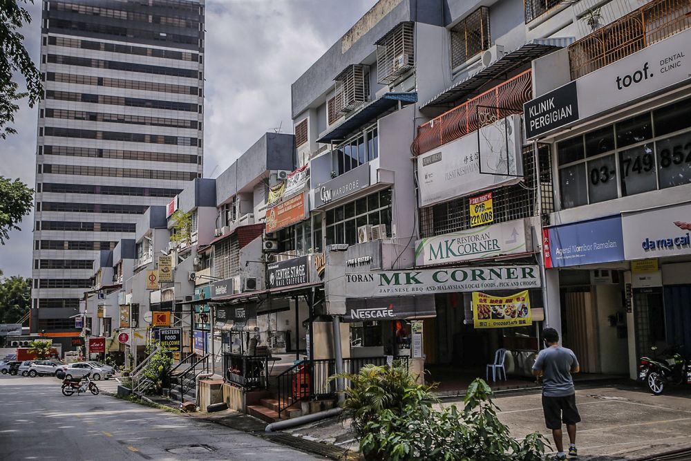 row of shoplots malaysia