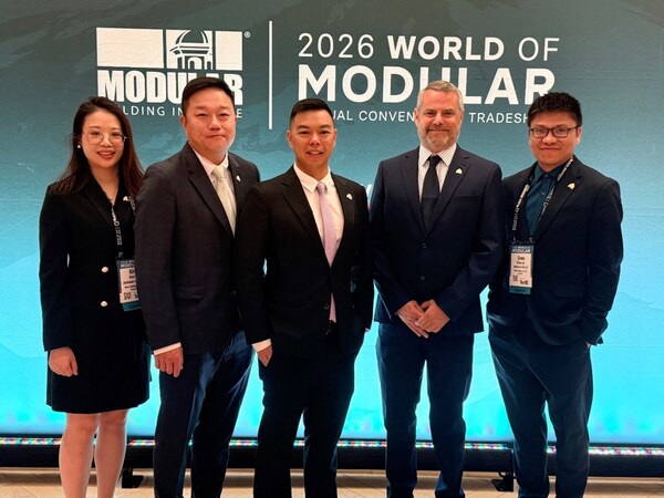 Group photo of the AluHouse team, with AluHouse founder and Chairman Eric Kwong at the center